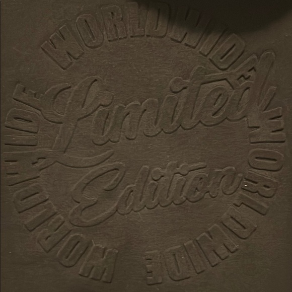 Urban Edge "Limited Edition" Full Zip Hoodie Size Medium - Picture 5 of 9